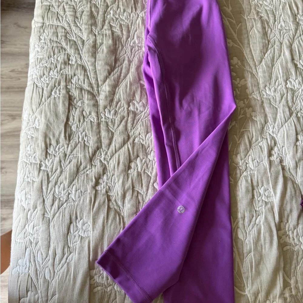 Lululemon Violet Tank and Leggings Set - Picture 4 of 6